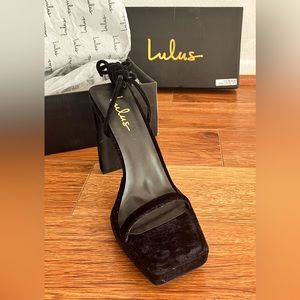 A pair of Lulu's  'Guesty'  Velvet Heels